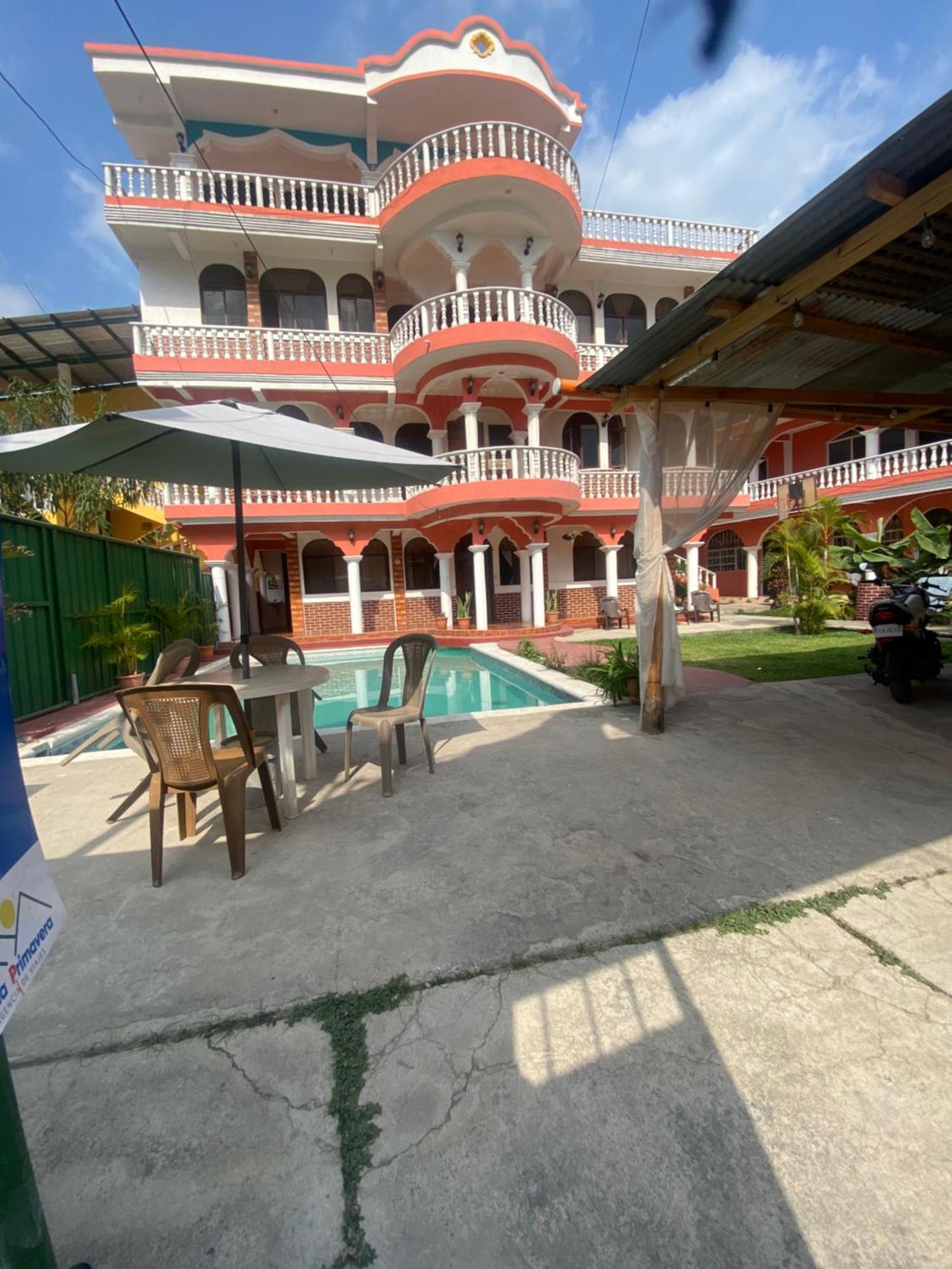 Hotel Posada Gutierrez Panajachel Exterior photo